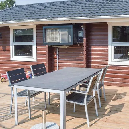 Hébergement de vacances Three-bedroom Holiday In Saby Sæby