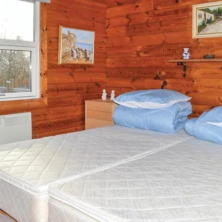 Hébergement de vacances Three-bedroom Holiday In Saby *