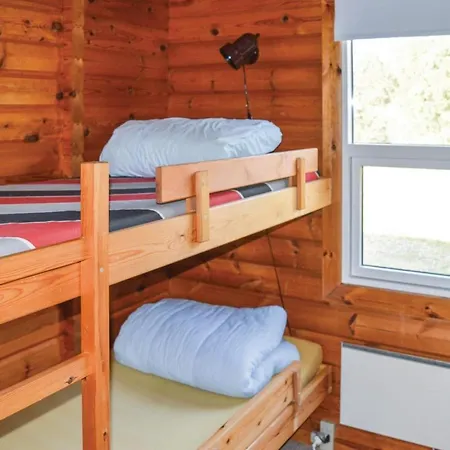 Hébergement de vacances Three-bedroom Holiday In Saby